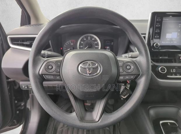 Toyota Corolla LE 2020 Black