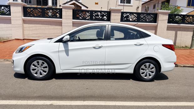 Hyundai Accent SE Sedan 2016 White