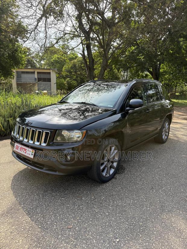 Jeep Compass Altitude Edition 4dr SUV (2.0L 4cyl CVT) 2015 Black
