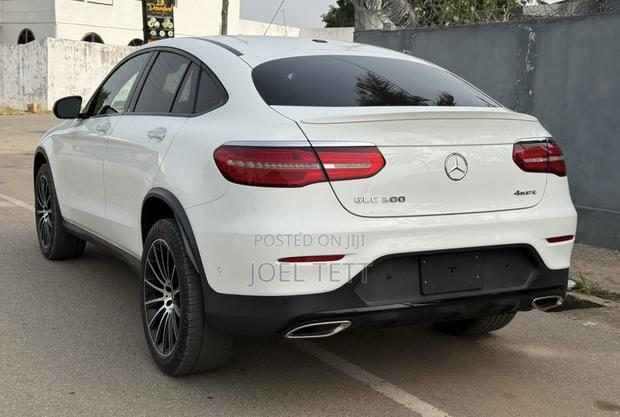 Mercedes-Benz GLC-Class 2019 White