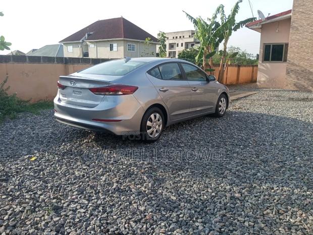 Hyundai Elantra Sport Sedan FWD (1.6L 4cyl 6M) 2017 Silver