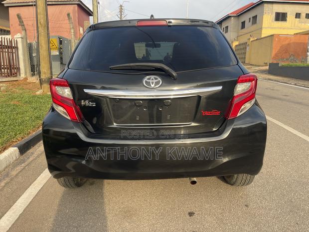 Toyota Vitz 2014 Black