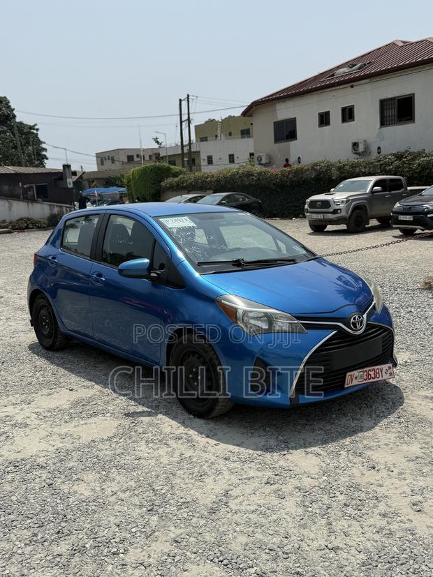 Toyota Yaris LE Hatchback 3dr 2016 Blue