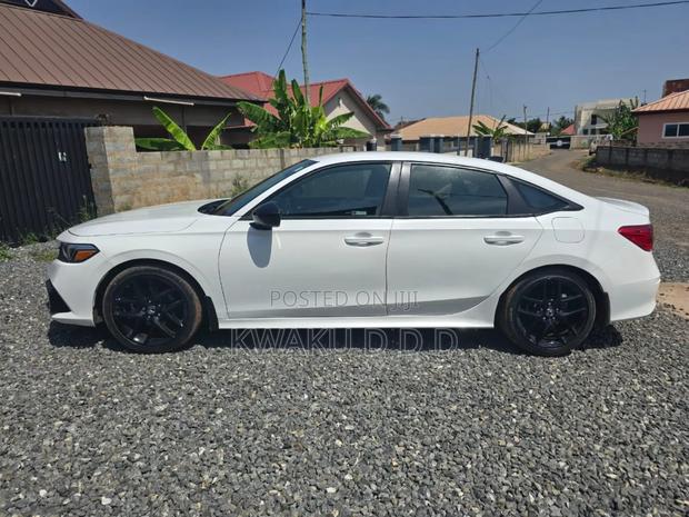 Honda Civic Sport Touring CVT 2024 White
