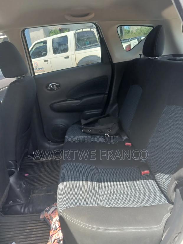 Nissan Versa 1.6 SL 2016 White
