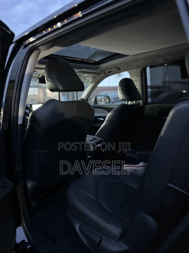 Toyota Highlander Limited AWD 2024 Black
