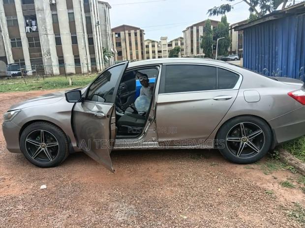 Honda Accord EX 4dr Sedan (2.4L 4cyl CVT) 2015