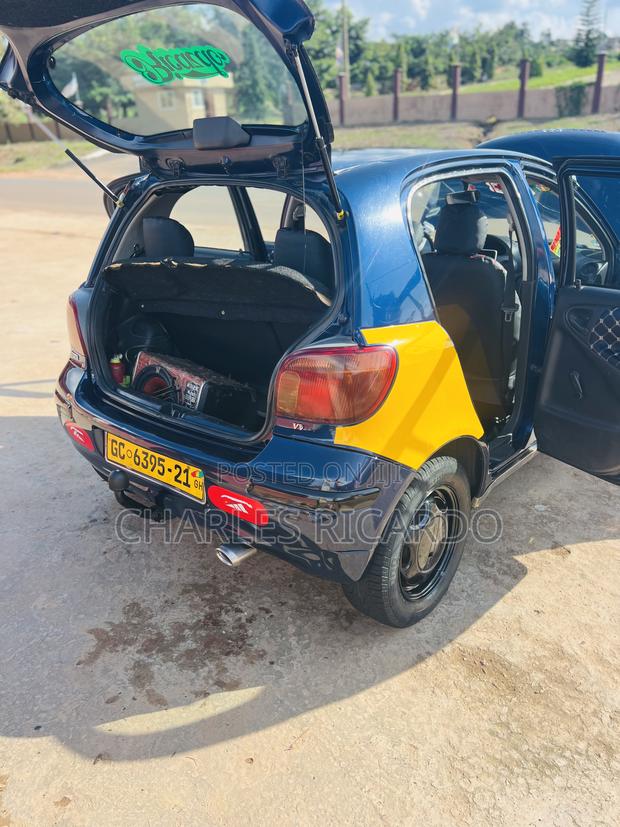 Toyota Yaris 1.0 2004 Blue