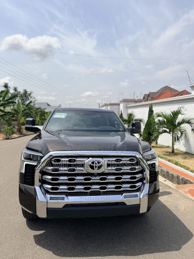 Toyota Tundra 1794 Edition CrewMax 5.5' Bed 2024 Brown