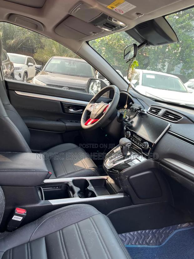 Honda CR-V Special Edition 2021 White