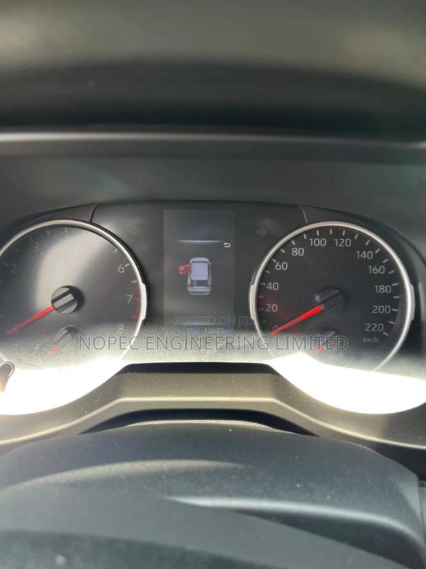 Toyota RAV4 LE 2022 Black