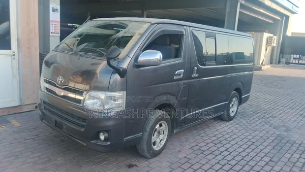 Toyota HiAce SV Premium 2013 Gray