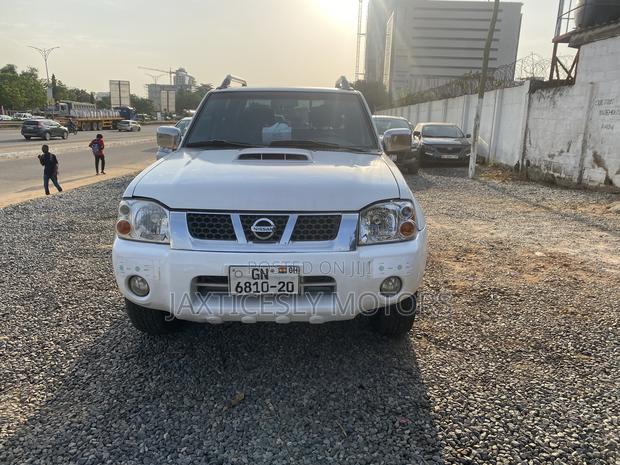 Nissan Hardbody 2020 White