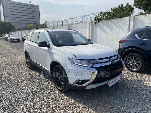 Mitsubishi Outlander 2.4 PHEV AWD 2018 White