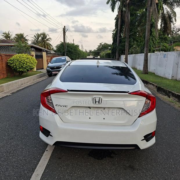 Honda Civic EX 4dr Sedan (2.0L 4cyl) 2017 White