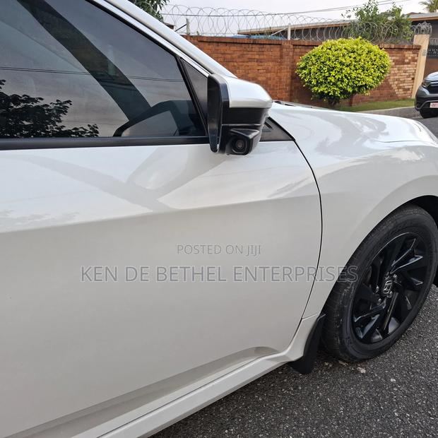 Honda Civic EX 4dr Sedan (2.0L 4cyl) 2017 White
