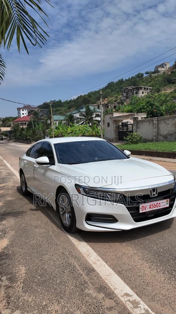 Honda Accord EX (1.5L 4cyl Turbo CVT) 2019 White