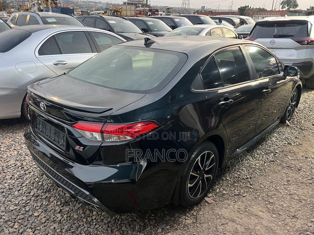 Toyota Corolla SE 2021 Black
