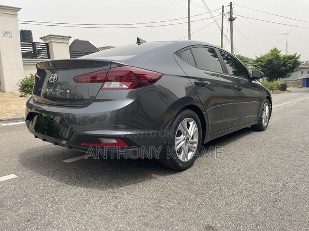Hyundai Elantra 2020 Black