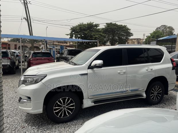 Toyota Land Cruiser Prado 3.0 TD 2012 White