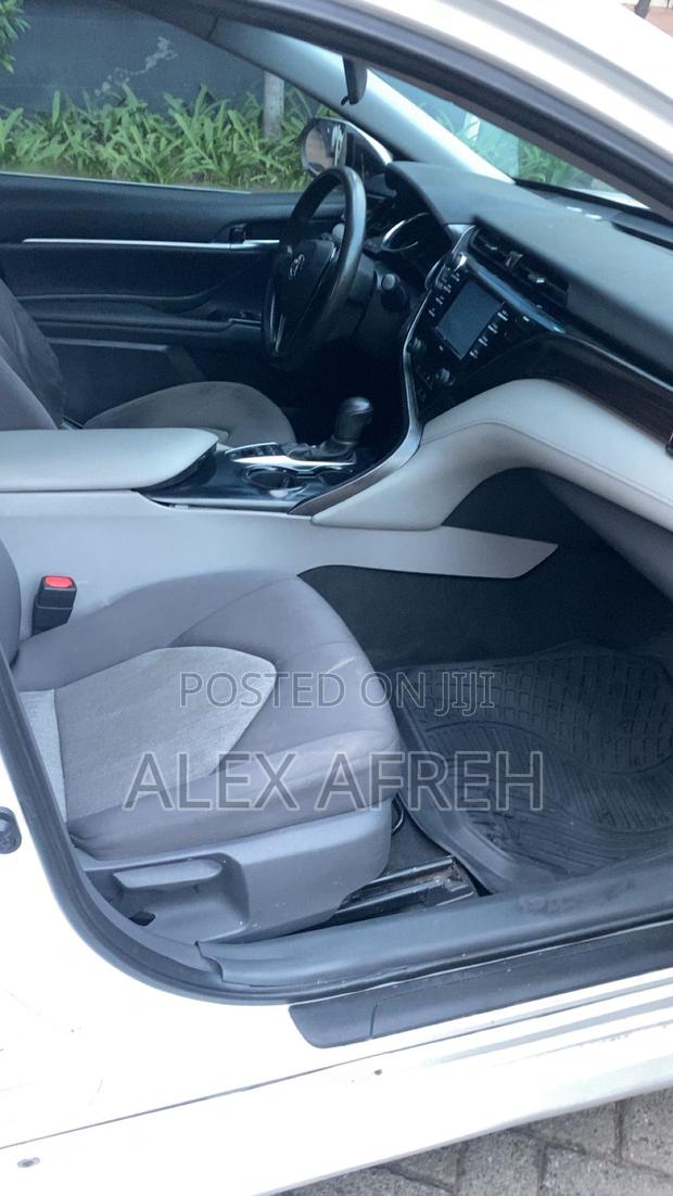 Toyota Camry LE FWD 2020 White