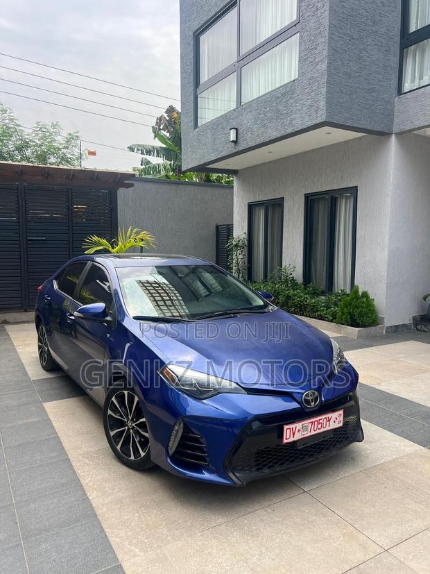 Toyota Corolla XSE (1.8L 4cyl 2A) 2019 Blue