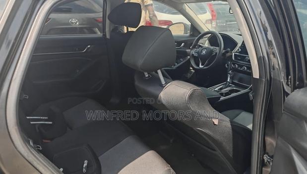 Honda Accord Touring 2.0T 2018 Black