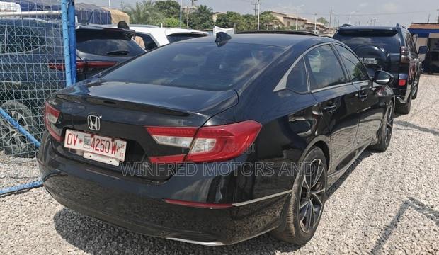 Honda Accord Touring 2.0T 2018 Black