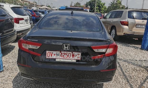 Honda Accord Touring 2.0T 2018 Black