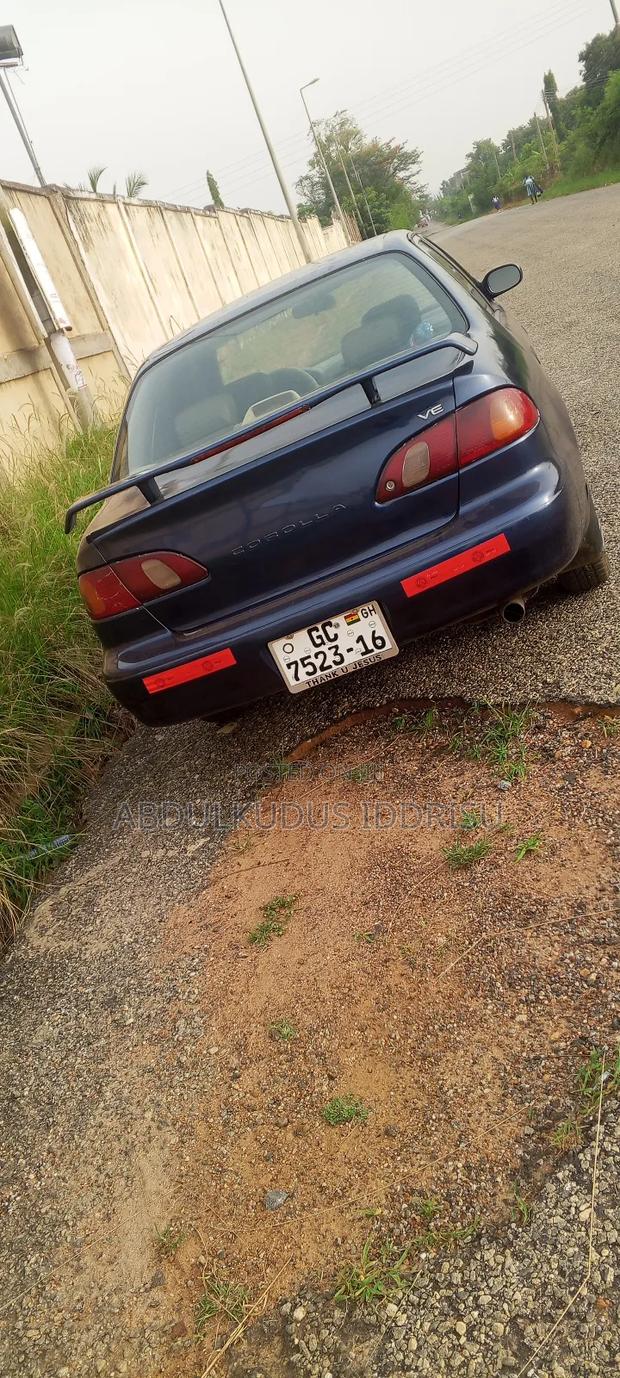 Toyota Corolla 2002 Blue