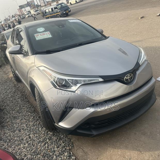 Toyota C-HR XLE Prermium FWD (2.0L 4cyl 2AM) 2018 Gray