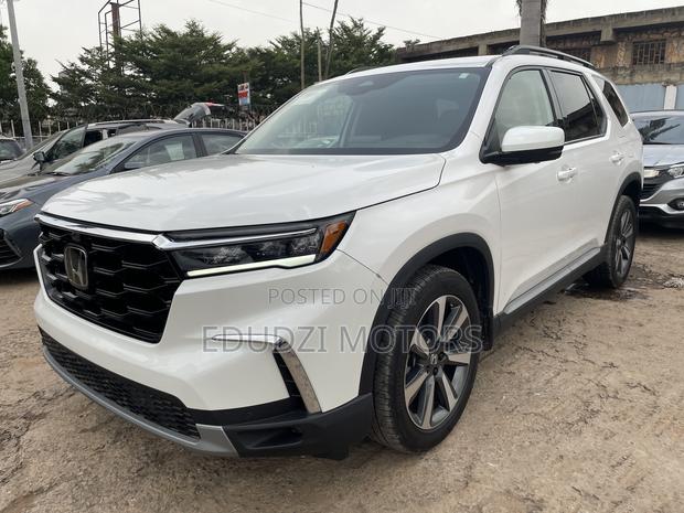 Honda Pilot Elite AWD 2024 White