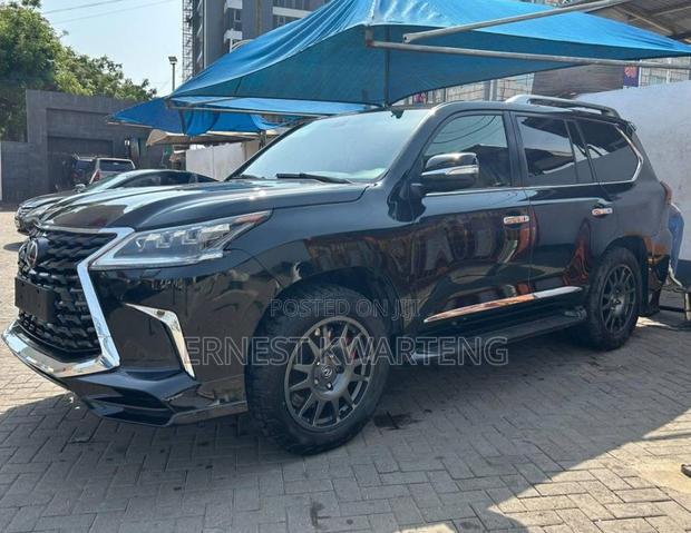 Lexus LX 570 AWD 2015 Black