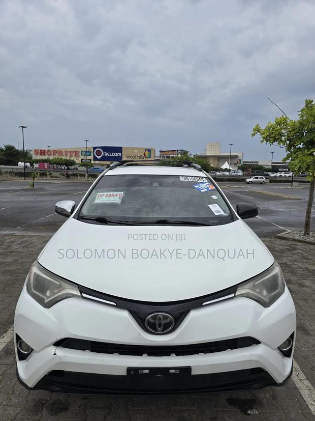 Toyota RAV4 2017 White