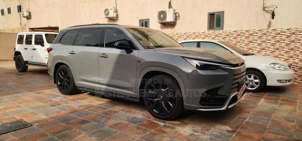 Lexus TX TX 550h+ AWD 2024 Gray