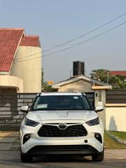 Toyota Highlander XLE AWD 2023 White for sale
