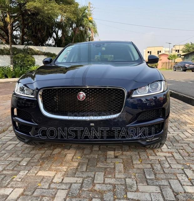 Jaguar E-Pace First Edition 2018 Blue