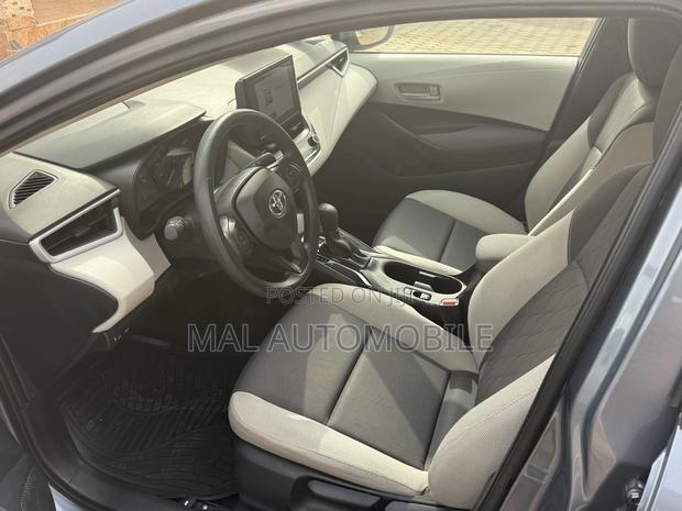 Toyota Corolla LE 2024 Gray