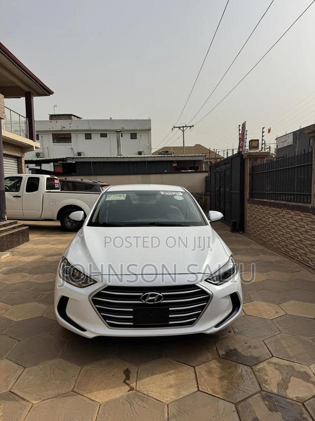 Hyundai Elantra SE 2018 White