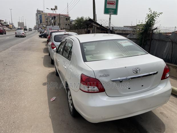 Toyota Belta 2010 White