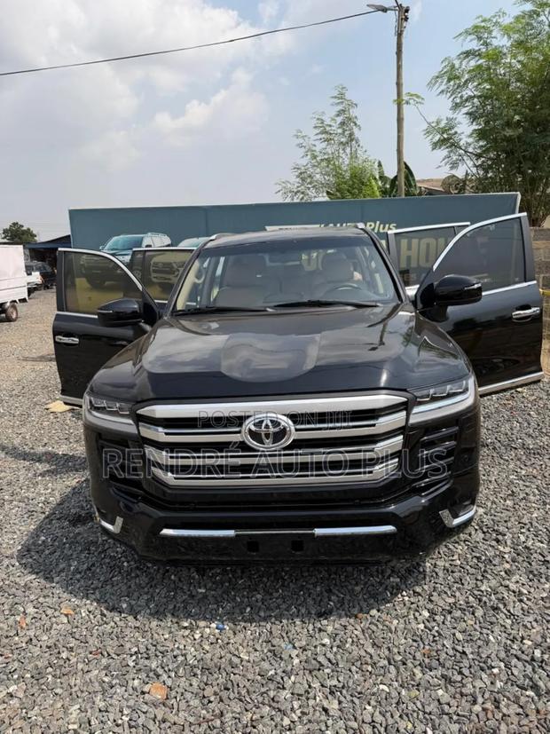 Toyota Land Cruiser 4.5 V8 GX-R 2012 Black