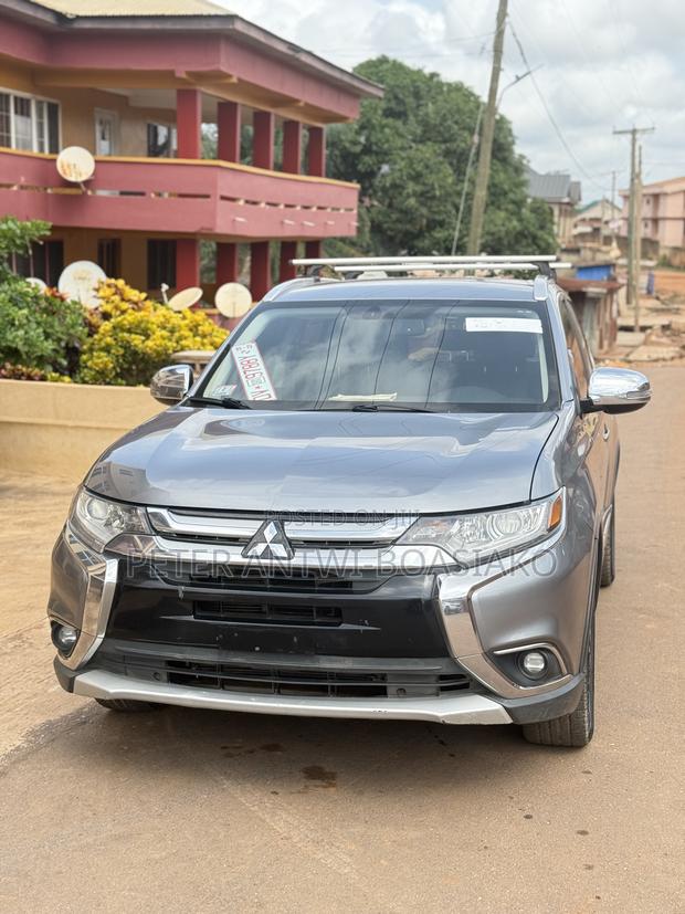 Mitsubishi Outlander SEL AWC 2017 Gray