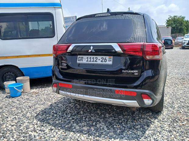 Mitsubishi Outlander Sport SE 2.4 2017 Black