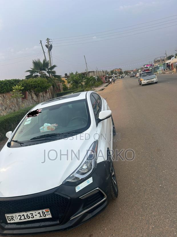 Hyundai Elantra 2013 White