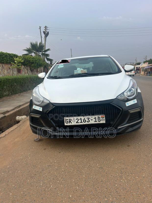 Hyundai Elantra 2013 White