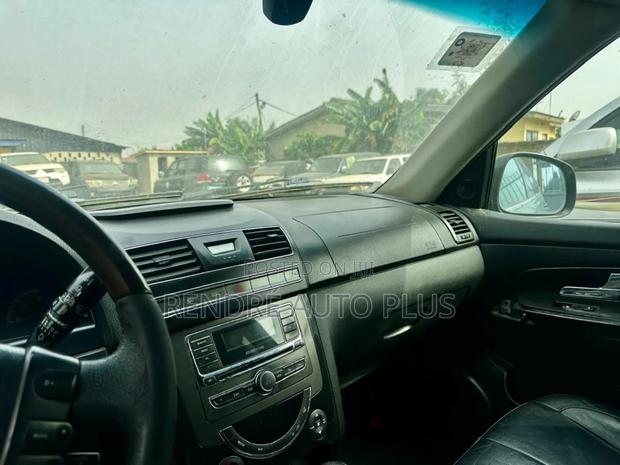 SsangYong Rexton 2013 Black