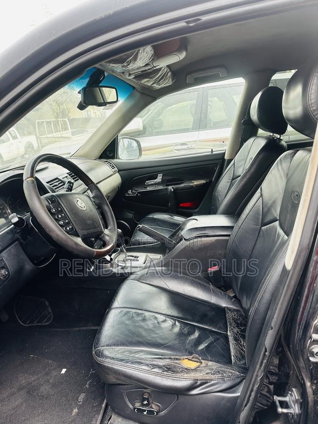 SsangYong Rexton 2013 Black