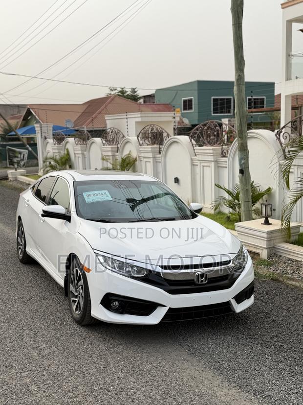 Honda Civic EX Sedan 2018 White