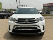 Toyota Highlander XLE 4dr SUV AWD (3.5L 6cyl 6A) 2014 White for sale