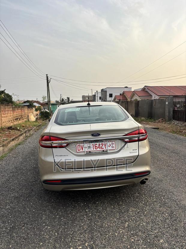 Ford Fusion Titanium AWD 2017 Beige